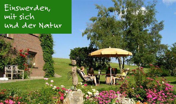 Garten mit Birken, Wiesen mit K&uuml;he, Ferienwohnung, S&uuml;dwestlage